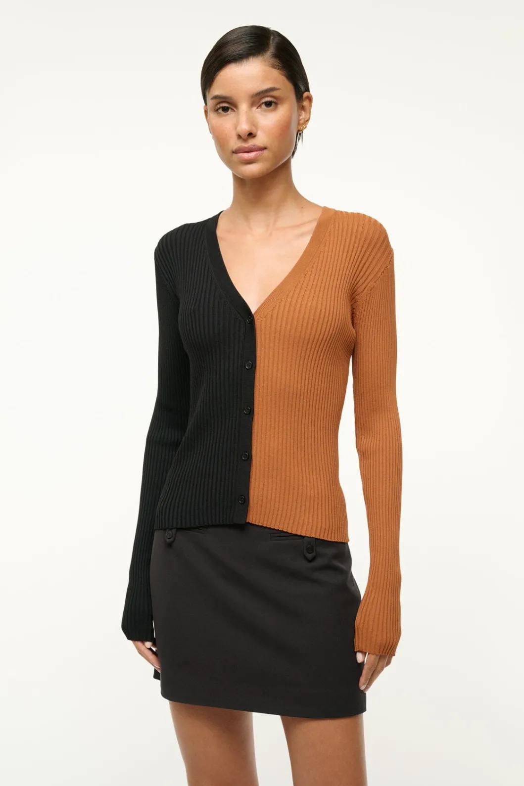 STAUD CARGO SWEATER TAN BLACK< Tops | Sweaters