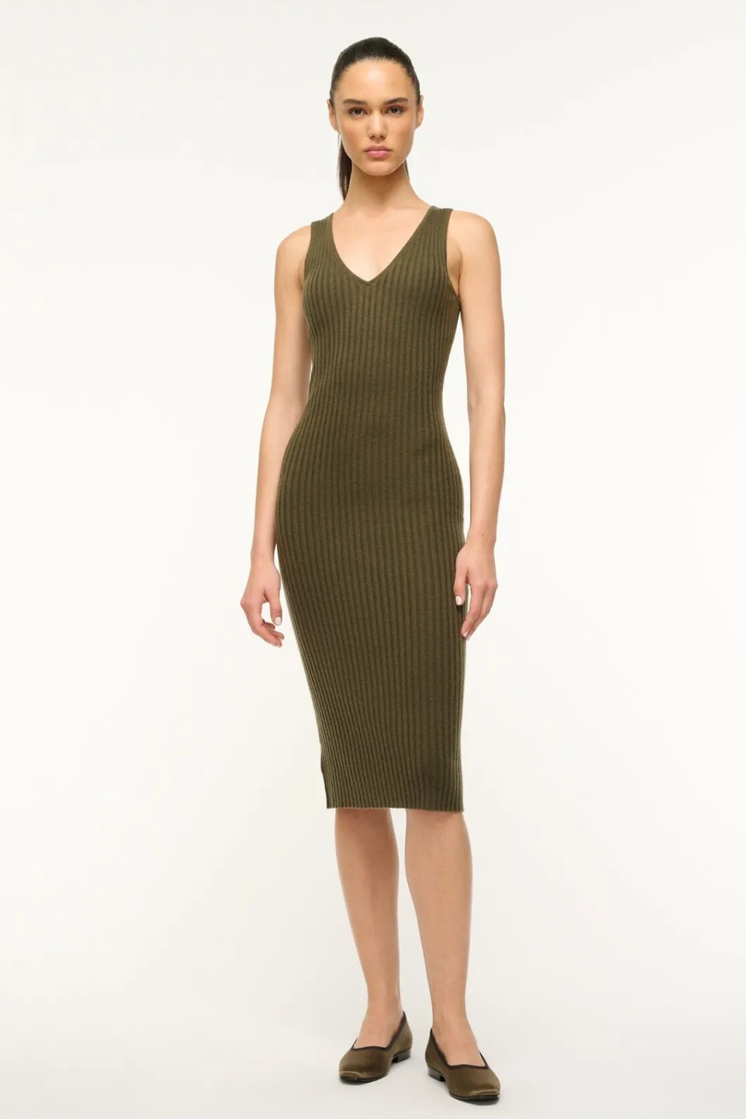 STAUD DANA CASHMERE DRESS DARK OLIVE< Dresses | Knit Dresses